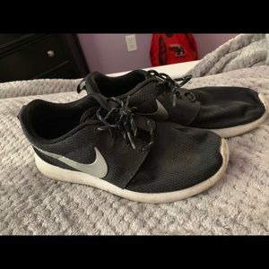 Nike Roshes